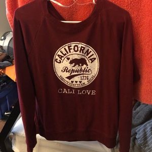 Am selling sweat shirt size large